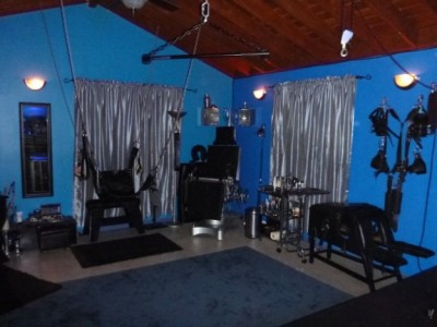 Mistress-Nicolette-Dominatrix-6
