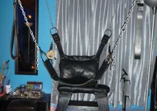 Mistress-Nicolette-Dominatrix-1