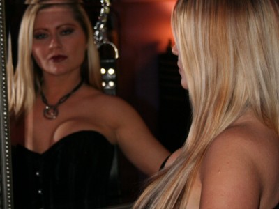 Mistress-Nicolette-Dominatrix-14